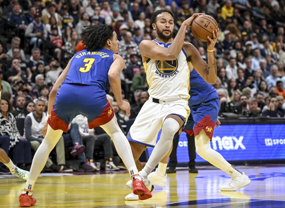 尔西在其边 尔西在其边