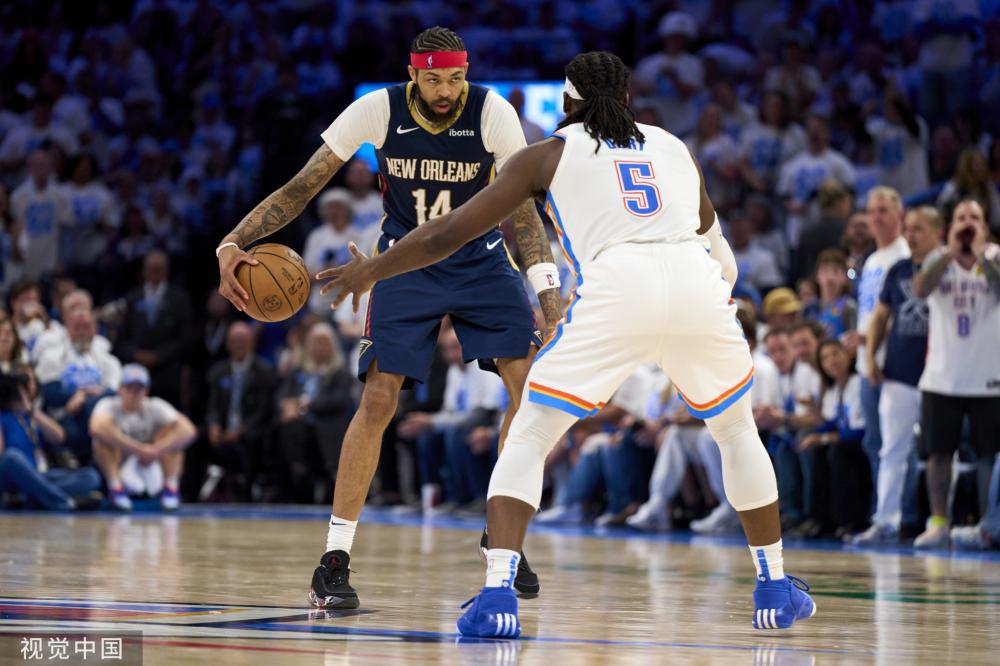 威服的背后 威服的背后