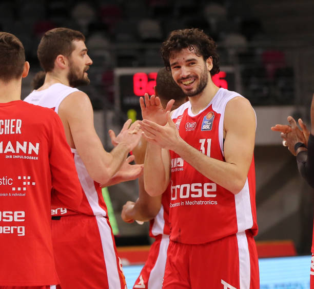 为湖人取胜 为湖人取胜